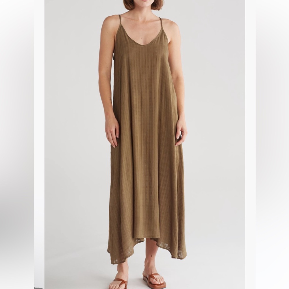 Nordstrom Rack Textured Flowy Cover Up Dress in Olive Green